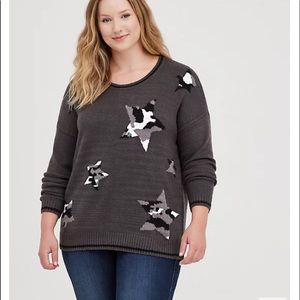 NWT TORRID $65 Gray Camo Stars Crew Neck Soft Knit Pullover Sweater Plus Sz 2X